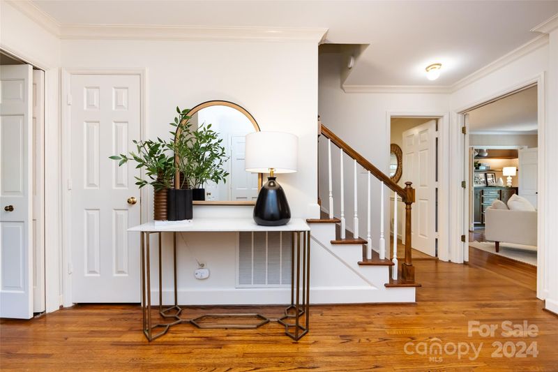 5825 Portburn Rd, Charlotte, NC 28211