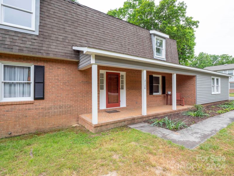 2128 Bertha St, Kannapolis, NC 28083