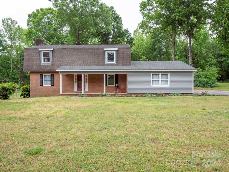 2128 Bertha St, Kannapolis, NC 28083