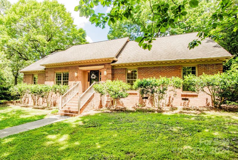4134 Coleman Dr, Charlotte, NC 28215