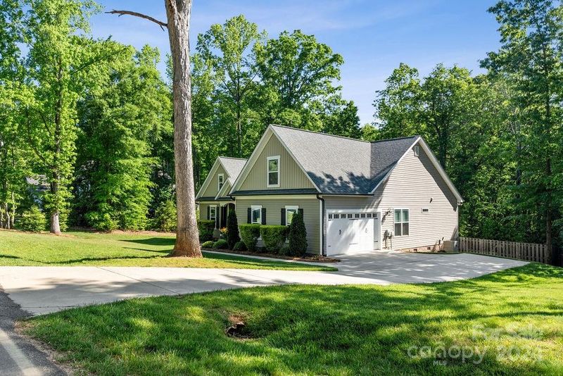 3934 Mcgee Point Rd, Terrell, NC 28682