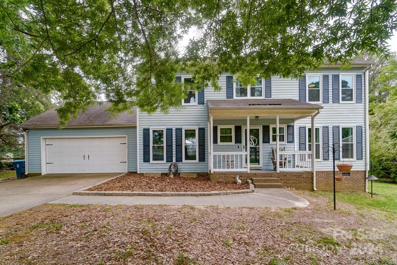 8509 Lethe Ln, Harrisburg, NC 28075