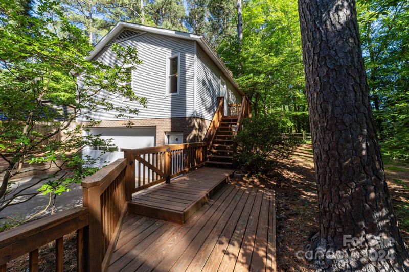 11050 Sudbury Rd, Davidson, NC 28036