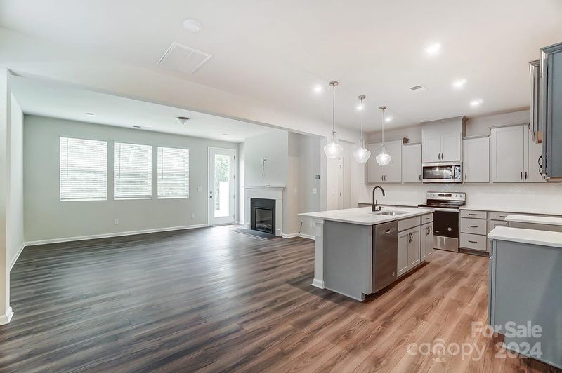 1638 Munstead Pl, Indian Land, SC 29707