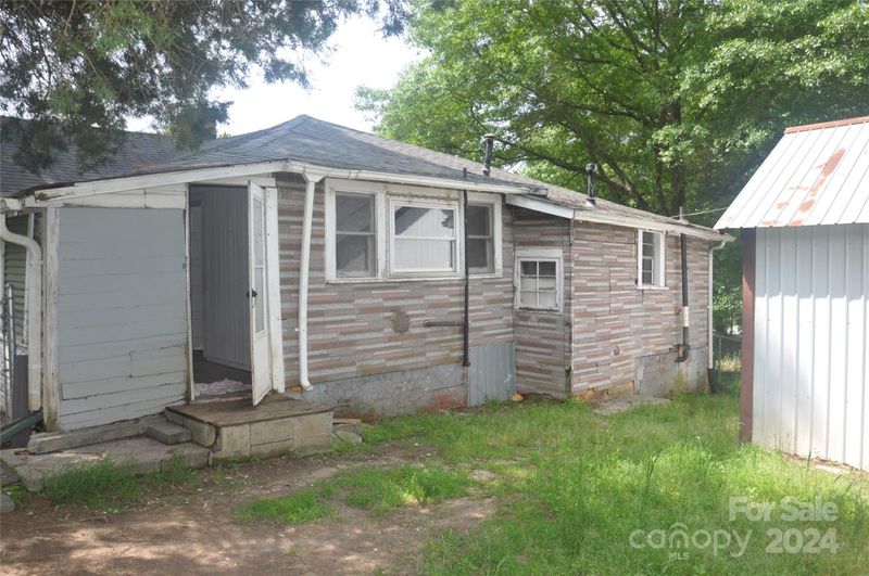 2111 Modena St, Gastonia, NC 28054