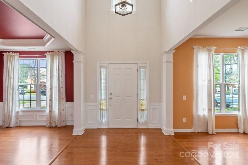 2411 Red Birch Dr, Charlotte, NC 28262