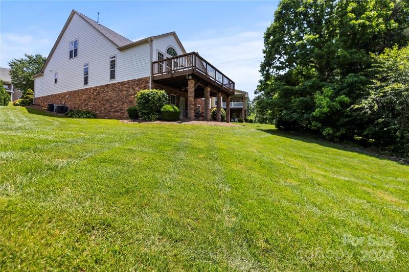 1317 Winged Foot Dr, Denver, NC 28037
