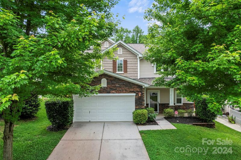9143 Seamill Rd, Charlotte, NC 28278