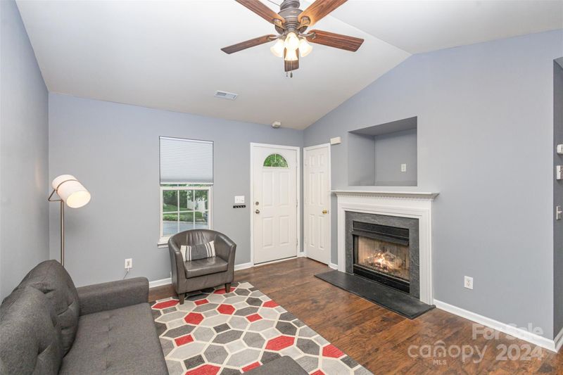 680 Continental Dr, Concord, NC 28025