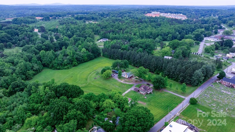 101 2nd St SE, Catawba, NC 28609