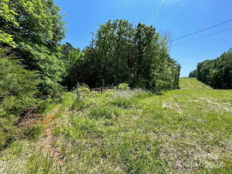 9151 Guildbrook Rd, Davidson, NC 28036