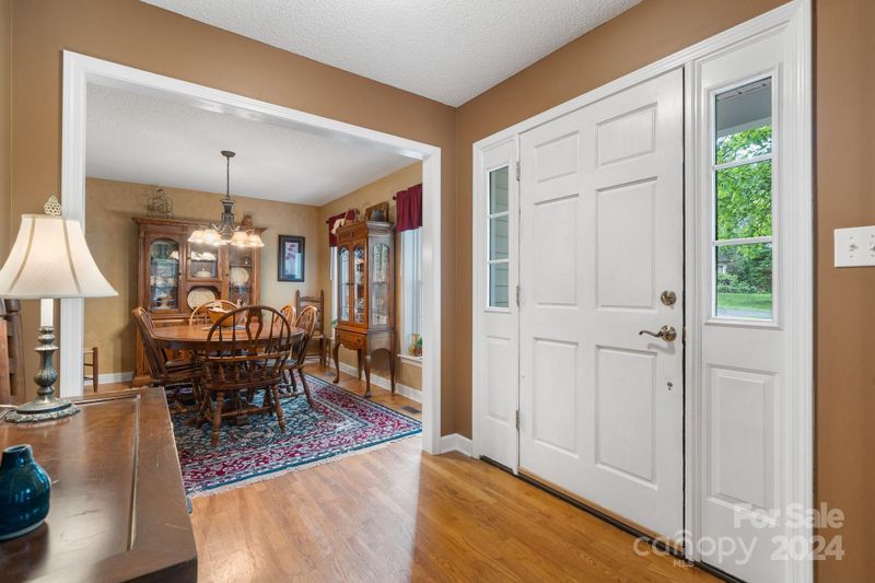 3610 25th Street Pl NE, Hickory, NC 28601