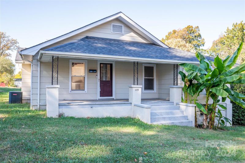 109 Benfield St, Lincolnton, NC 28092