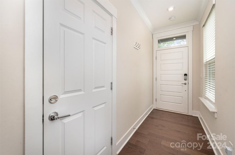 1455 Briar Creek Rd, Charlotte, NC 28205
