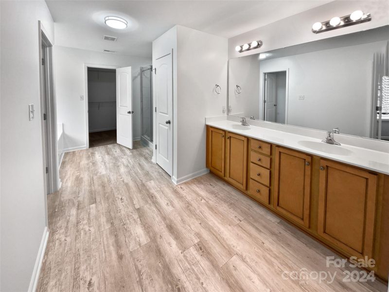 228 Morning Dew Ln, Mount Holly, NC 28120