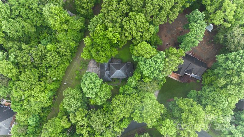 3303 Greenhurst Dr, Matthews, NC 28104