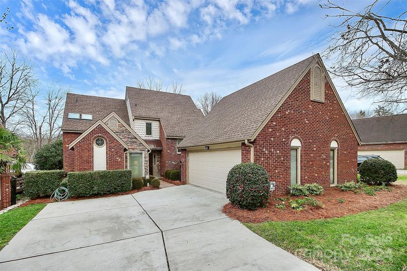 5133 Hunt Stand Ln, Charlotte, NC 28226