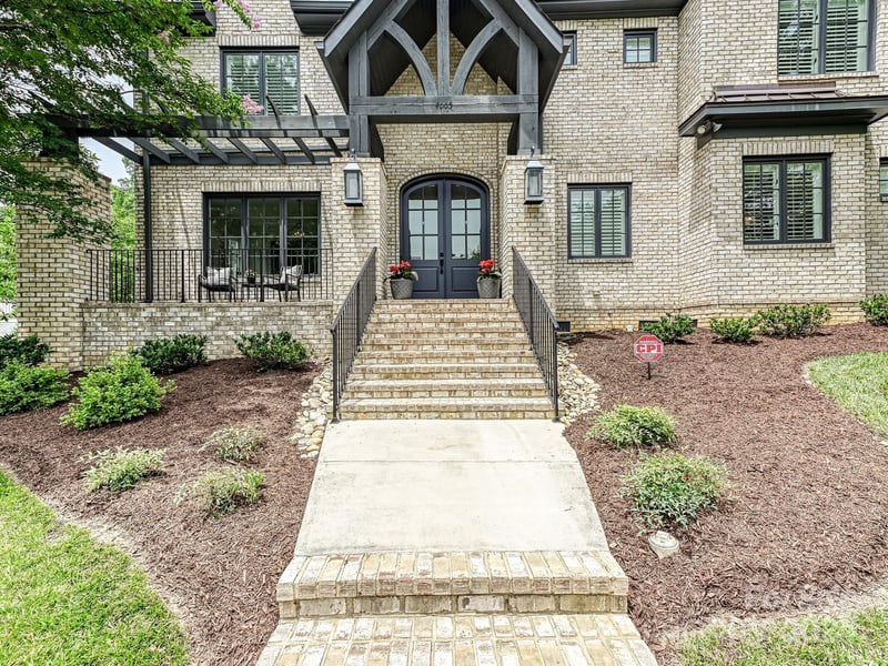 4005 Alexandra Alley Dr, Charlotte, NC 28210