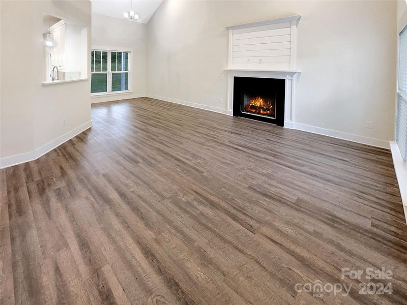 721 Riddle St, Mount Holly, NC 28120