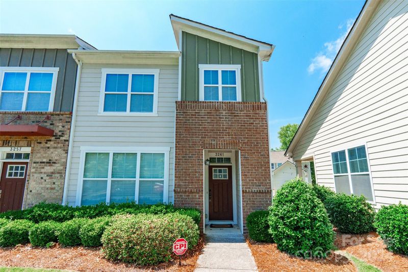 3261 Bending Birch Pl, Charlotte, NC 28206