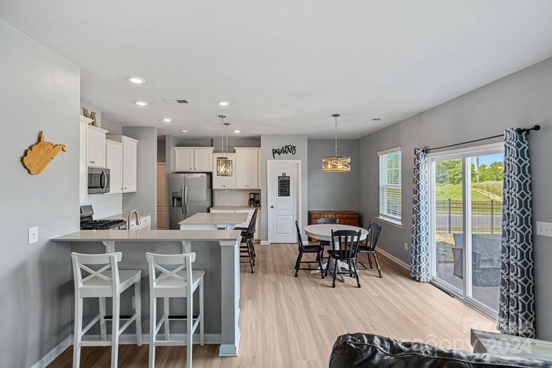 481 Zoe Bee Dr, Clover, SC 29710