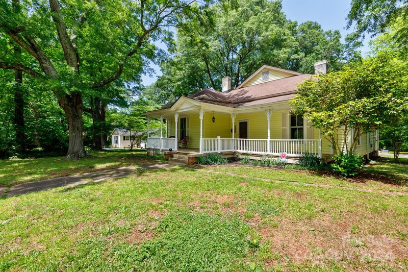 329 E Liberty St, York, SC 29745