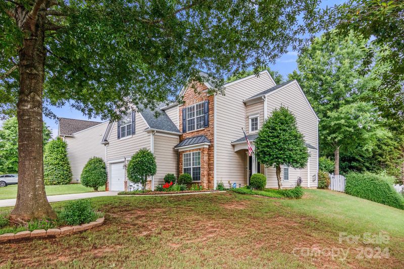 9725 Chanson Pl, Matthews, NC 28105