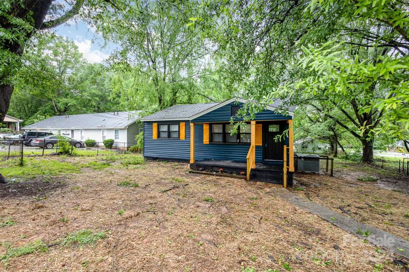 915 Weldon St, Gastonia, NC 28052