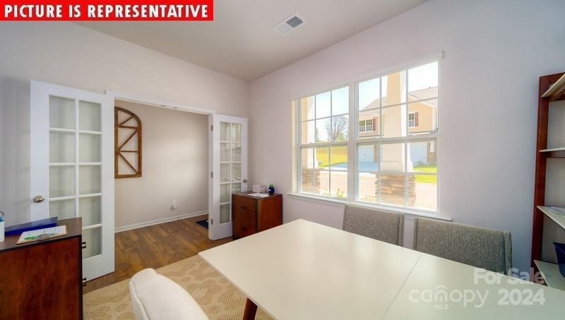 10941 Claystone Dr, Davidson, NC 28036