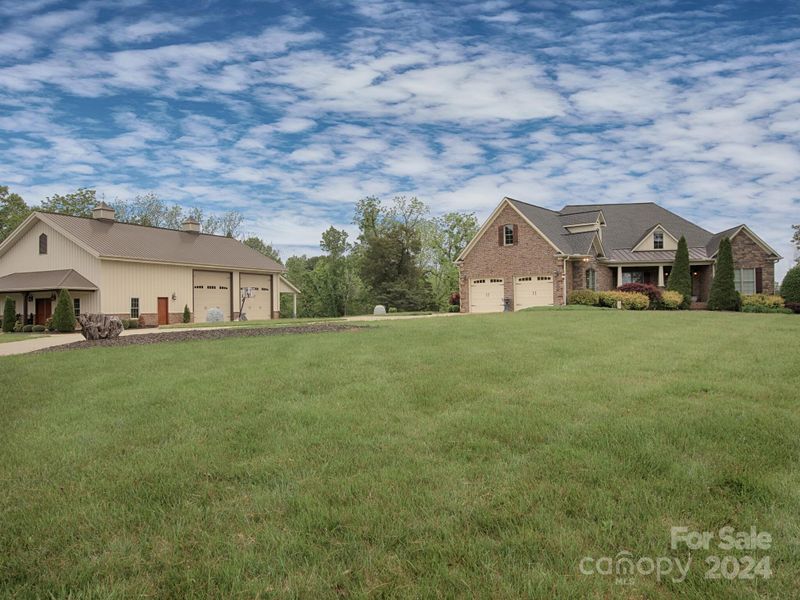 564 N Ingleside Farm Rd, Iron Station, NC 28080