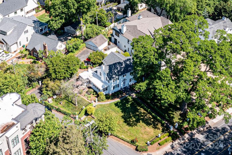 2718 Selwyn Ave, Charlotte, NC 28209