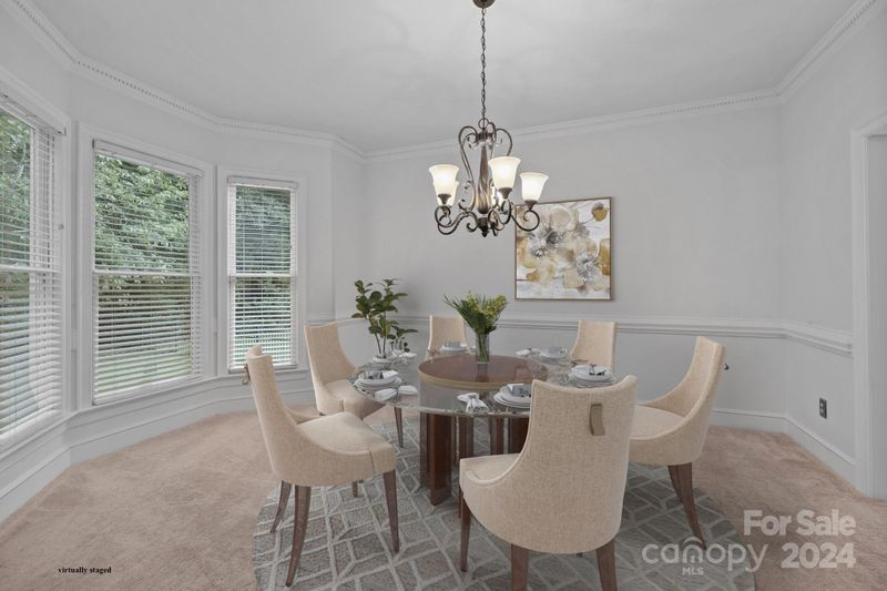 5630 Mcpherson Dr, Charlotte, NC 28226