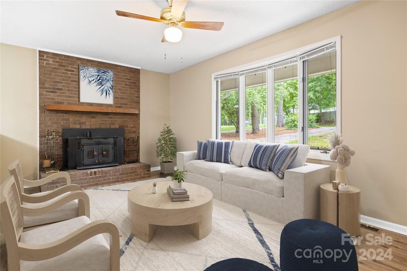 20920 Pine Ridge Dr, Cornelius, NC 28031