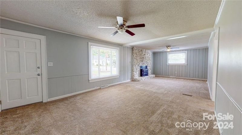 66 Pinecrest Dr, Concord, NC 28027