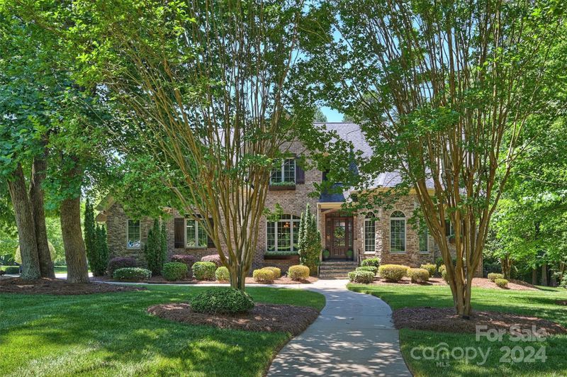 5010 Soleado Dr, Wesley Chapel, NC 28104