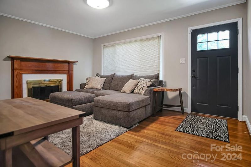210 Newbold St, Lincolnton, NC 28092