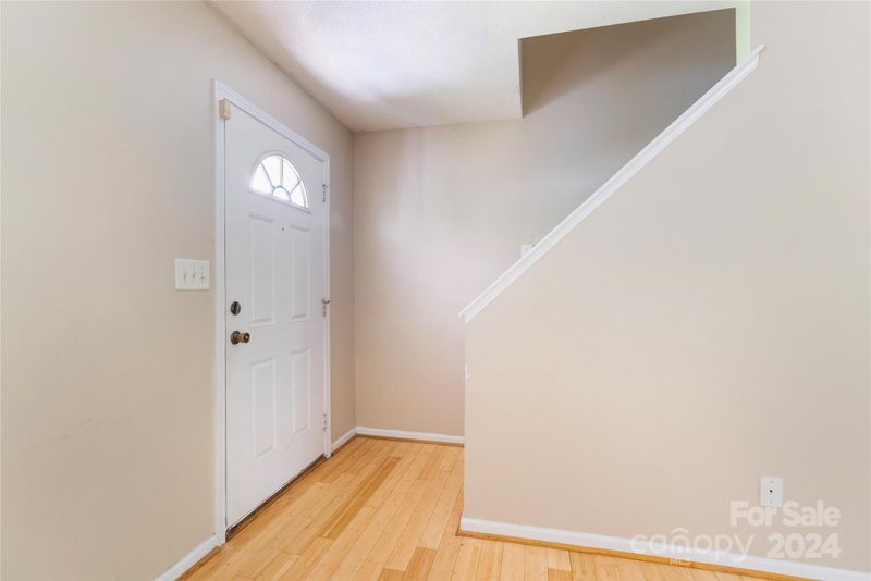 4606 Biesterfield Dr, Charlotte, NC 28216