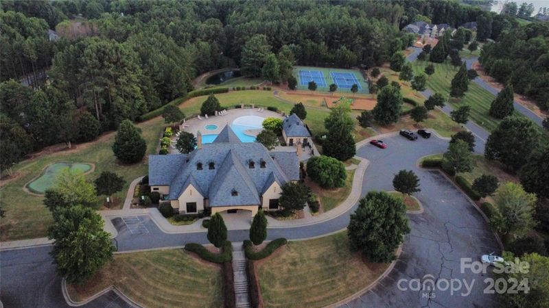 2000 Gladelynn Ct, Belmont, NC 28012