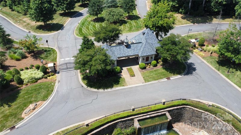 2000 Gladelynn Ct, Belmont, NC 28012