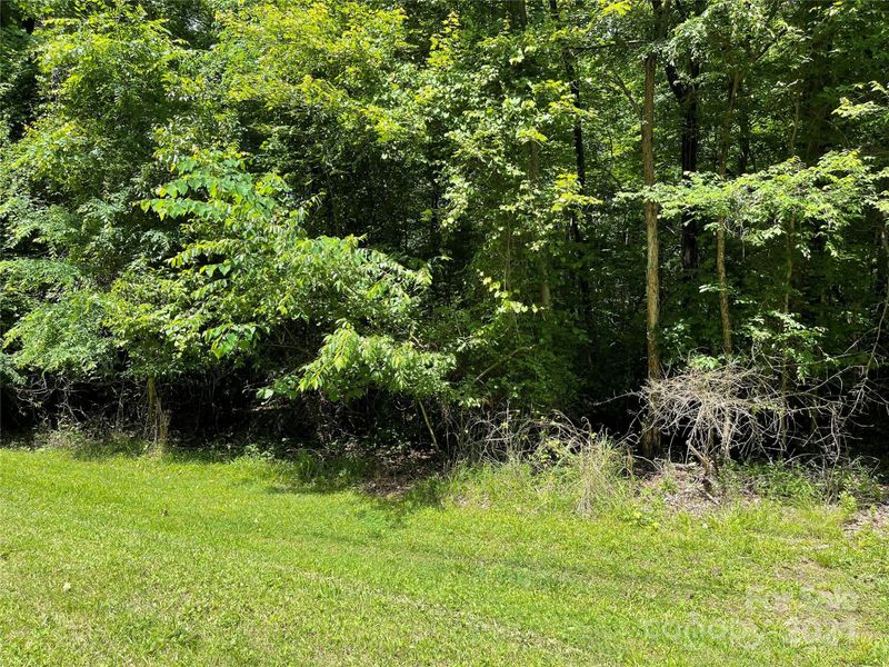 9027 Dixie Dr, Charlotte, NC 28278