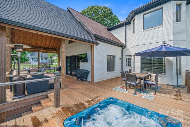 533 Canvasback Rd, Mooresville, NC 28117
