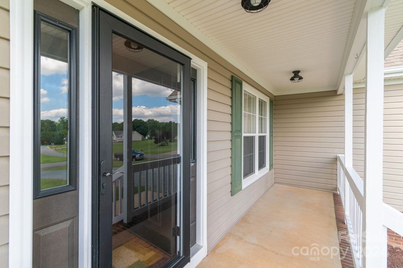 6915 Oxbow Ln, Monroe, NC 28110
