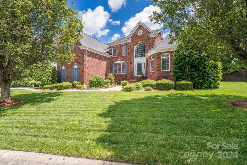 2604 Cadagon Ct, Charlotte, NC 28270