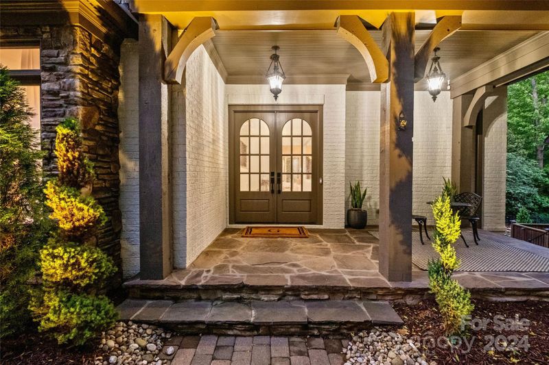 8600 Highgrove St, Charlotte, NC 28277