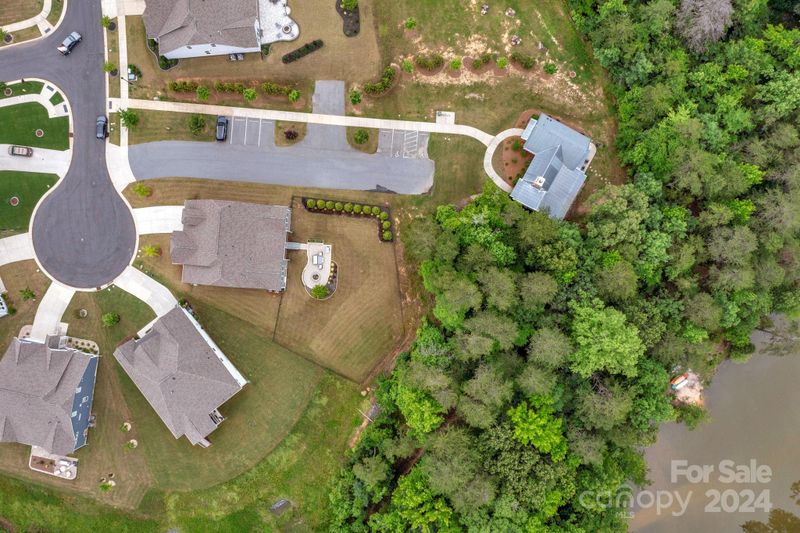 16045 Deer River Rd, Charlotte, NC 28278