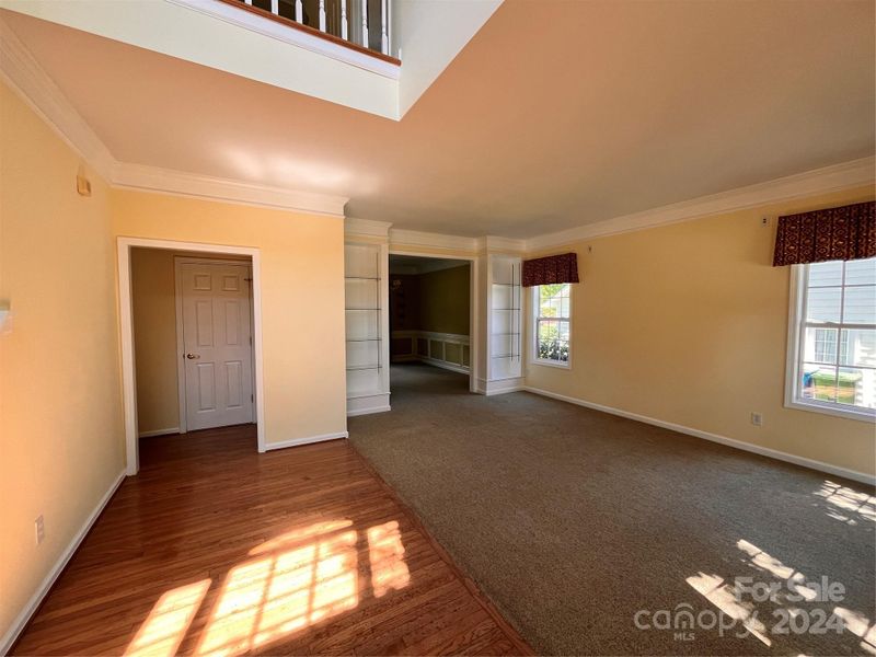 264 Riverfront Pw, Mount Holly, NC 28120