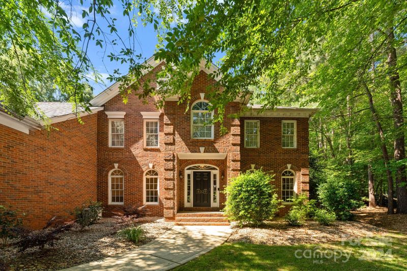4329 Tranquillity Dr, Charlotte, NC 28216