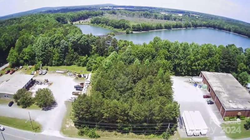 1100 Tulip Dr, Gastonia, NC 28052