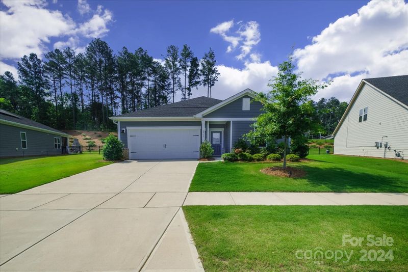 8917 Pennegrove Cir, Charlotte, NC 28214