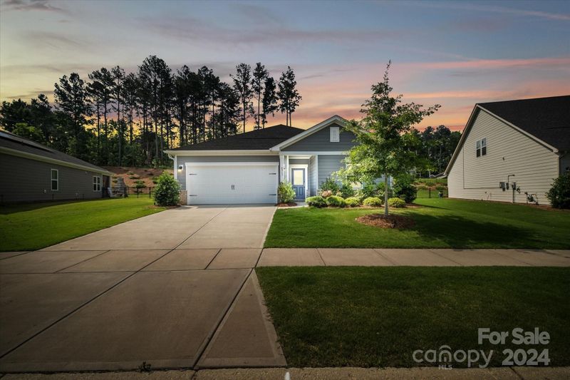 8917 Pennegrove Cir, Charlotte, NC 28214